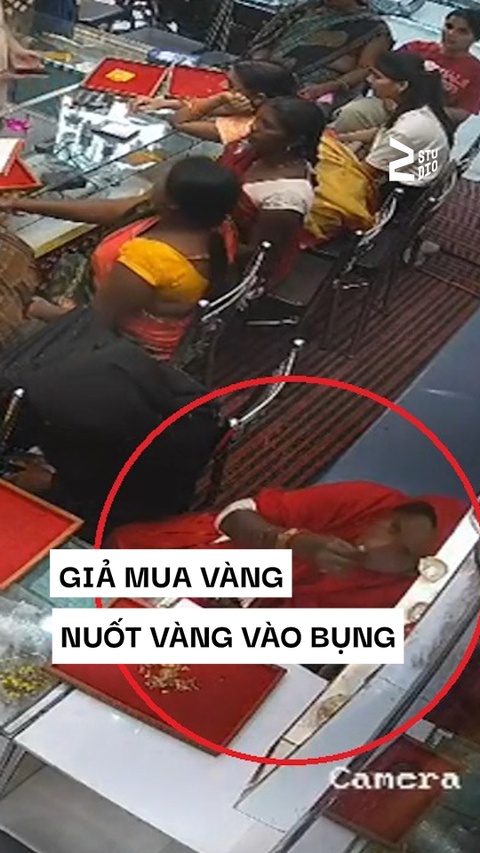 Vờ mua hàng, người phụ nữ nuốt nhẫn vàng vào bụng